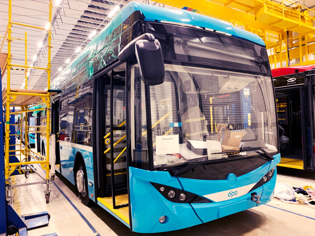 e59bf62d655f868b7606fd6882f57b57 | O nas